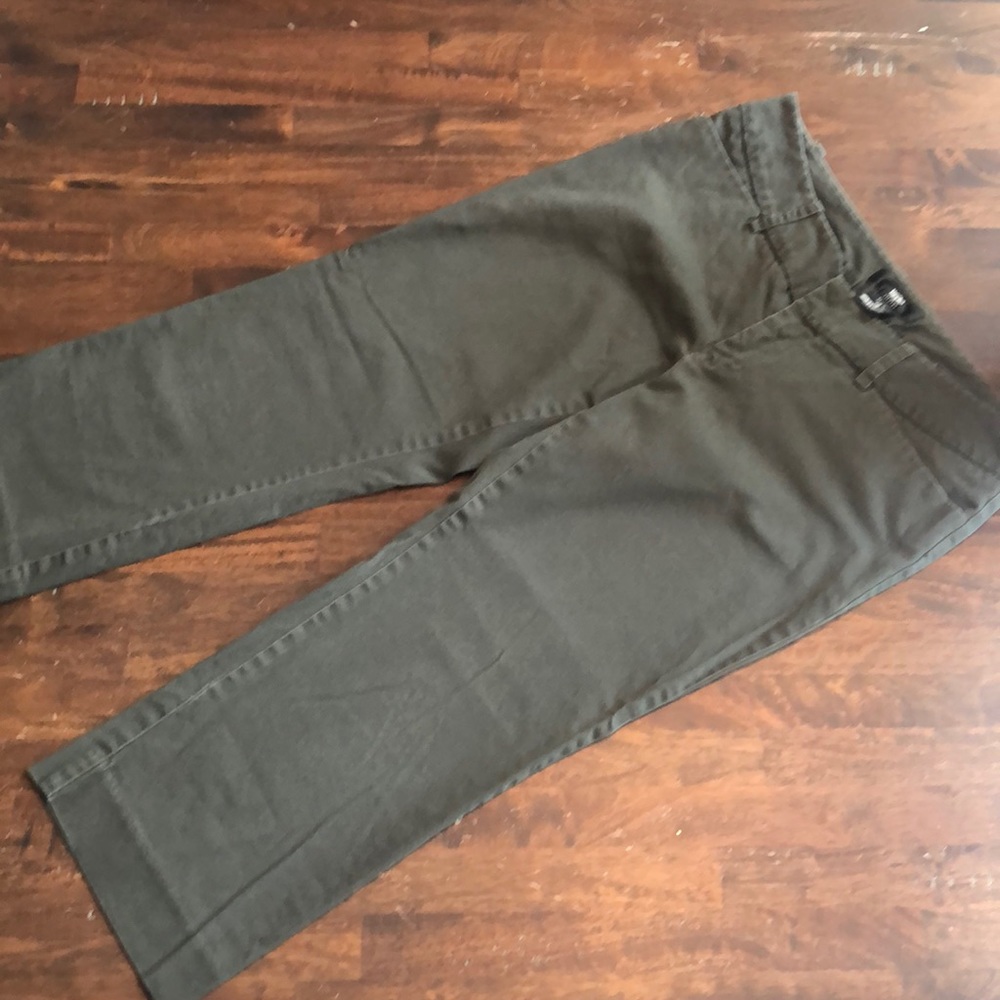 Mossimo Women's Stretch Capri Pants Green Cropped Casual Chino Bottoms Size 4 - Picture 3 of 7